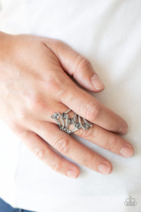 Paparazzi Rings Majestic Marvel - Silver