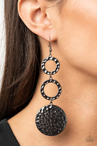 Paparazzi Earrings   Blooming Baubles - Black