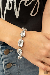 Paparazzi Bracelet: "Cosmic Treasure Chest" Fashion Fix