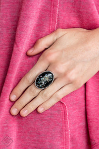 Paparazzi Rings “Glittery With Envy"  Fashion Fix