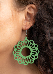 Paparazzi Earrings Dominican Daisy - Green