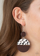 Load image into Gallery viewer, Paparazzi Earrings Natural Element - Brown
