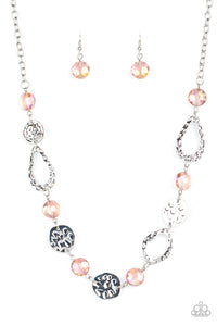 Paparazzi Necklaces High Fashion Fashionista - Pink