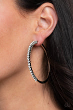 Load image into Gallery viewer, Paparazzi Earrings Making Rounds - White
