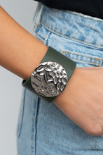 Load image into Gallery viewer, Paparazzi Bracelets   The Future Looks Bright - Green
