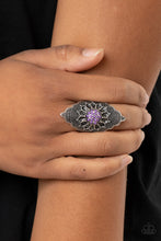 Load image into Gallery viewer, Paparazzi Rings Wildly Wallflower - Purple
