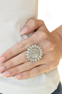 Paparazzi Rings Elegantly Eden - White