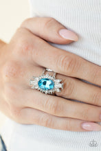 Load image into Gallery viewer, Paparazzi Rings Icy Icon - Blue
