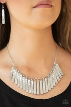Load image into Gallery viewer, Paparazzi Necklaces Metallic Muse - Silver
