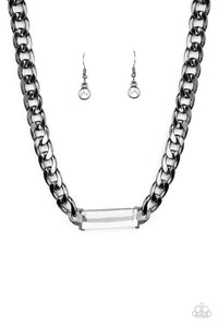 Paparazzi Necklaces Urban Royalty - Black