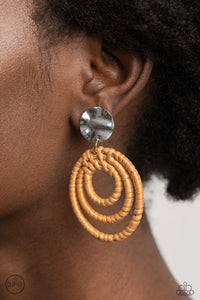 Paparazzi Earrings Whimsically Wicker - Brown