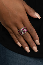 Load image into Gallery viewer, Paparazzi Ring High Roller Royale - Pink
