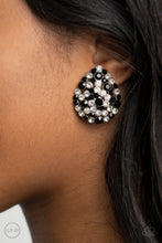 Load image into Gallery viewer, Paparazzi Earrings Elite League - Black
