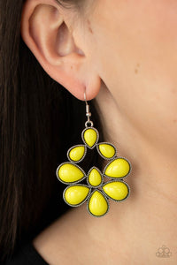 Paparazzi Earrings In Crowd Couture - Yellow