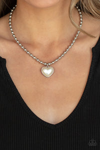 Paparazzi Necklaces Heart Full of Fancy - White