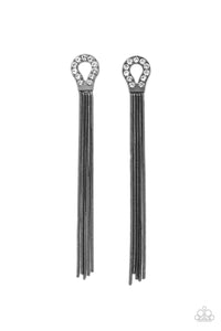 Dallas Debutante - Black Post earrings
