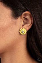 Load image into Gallery viewer, Sunshiny DAIS-y - Yellow earrings
