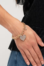 Load image into Gallery viewer, Declaration of Love - Gold bracelet
