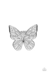 Paparazzi Ring Flying Fashionista - White