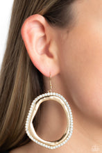 Load image into Gallery viewer, Paparazzi Earrings Scintillating Shareholder - Gold
