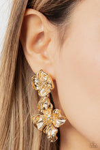 Load image into Gallery viewer, Gilded Grace - Gold EARRRINGS
