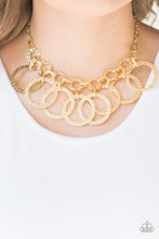 Load image into Gallery viewer, Paparazzi Necklaces Jammin Jungle - Gold
