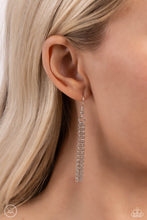 Load image into Gallery viewer, Paparazzi Necklace FLYING in Wait - Blue
