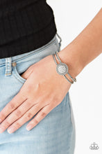 Load image into Gallery viewer, Paparazzi Bracelets Definitely Dazzling - White
