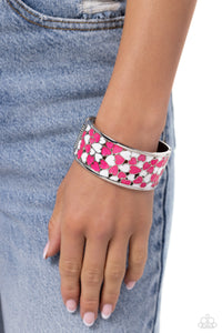 Paparazzi Bracelet Penchant for Patterns - Pink Coming Soon
