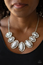 Load image into Gallery viewer, Paparazzi Necklaces Terra Color - White
