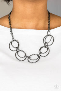 Paparazzi Necklaces Urban Orbit - Black