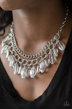 Load image into Gallery viewer, Paparazzi Necklaces Spring Daydream - White
