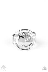 Paparazzi Rings Fashion Fix  Edgy Eclipse - Silver