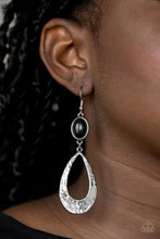 Load image into Gallery viewer, Paparazzi Earrings Badlands Baby - Black
