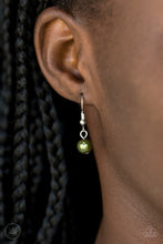 Load image into Gallery viewer, Paparazzi Necklaces Put On Your Party Dress - Green
