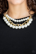 Load image into Gallery viewer, Paparazzi Necklaces Empire State Empress - Gold
