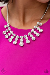 Paparazzi Necklace: "Celebrity Couture"  Fashion Fix