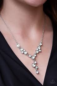 Paparazzi Necklaces Five-Star Starlet - White