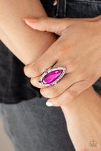 Load image into Gallery viewer, Paparazzi Rings Sparkle Smitten - Pink
