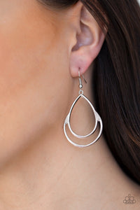 Paparazzi Earrings Simple Glisten - Silver