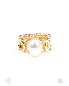 Paparazzi Ring ~ Glamified Glam - Gold - Fashion Fix Aug2020