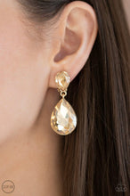 Load image into Gallery viewer, Paparazzi Earrings Aim For the Megastars Gold
