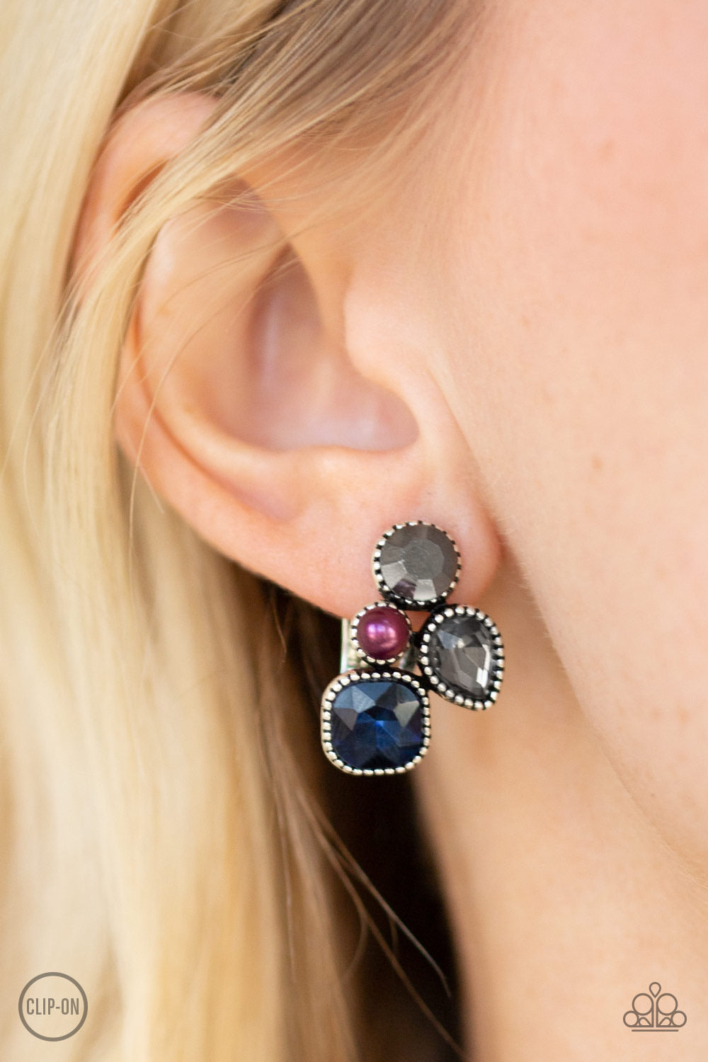 Paparazzi Earrings Super Superstar - Multi