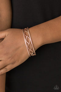 Paparazzi Bracelets Metal Manic - Rose Gold