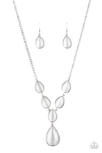 Load image into Gallery viewer, Paparazzi Necklaces Dewy Decadence - White

