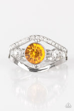 Load image into Gallery viewer, Paparazzi ring Rich With Richness - Yellow
