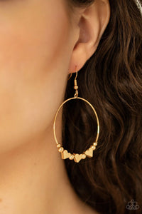 Paparazzi Earrings I Can't Heart You - gold