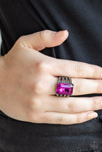 Load image into Gallery viewer, Paparazzi Rings Expect Heavy REIGN - Pink
