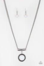 Load image into Gallery viewer, Paparazzi Necklaces Gypsy Gulf - White
