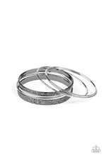 Load image into Gallery viewer, Paparazzi Bracelets Full Circle - Multi
